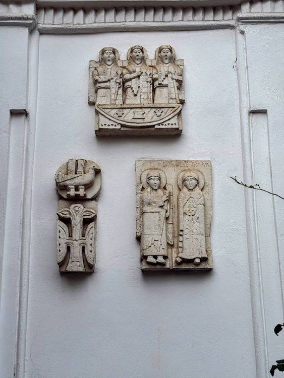 Экскурсия по Тверской: тайны передвинутых домов