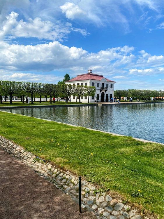 Санкт-Петербург: неочевидный и невероятный