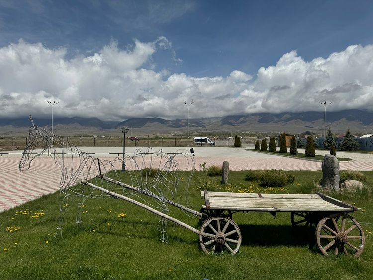 Сон-Куль и Иссык-Куль - два озера Киргизии в одном туре