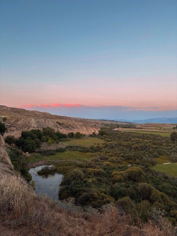 50 оттенков Киргизии. Тур по главным природным красотам.