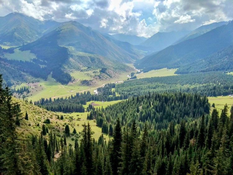 50 оттенков Киргизии. Тур по главным природным красотам.